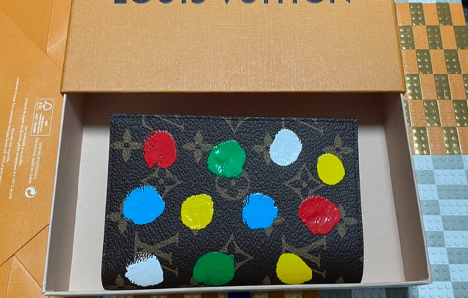 Louis Vuitton グラデーションノート Louis Vuitton x Yayoi Kusama Painted Dots Paul Notebook